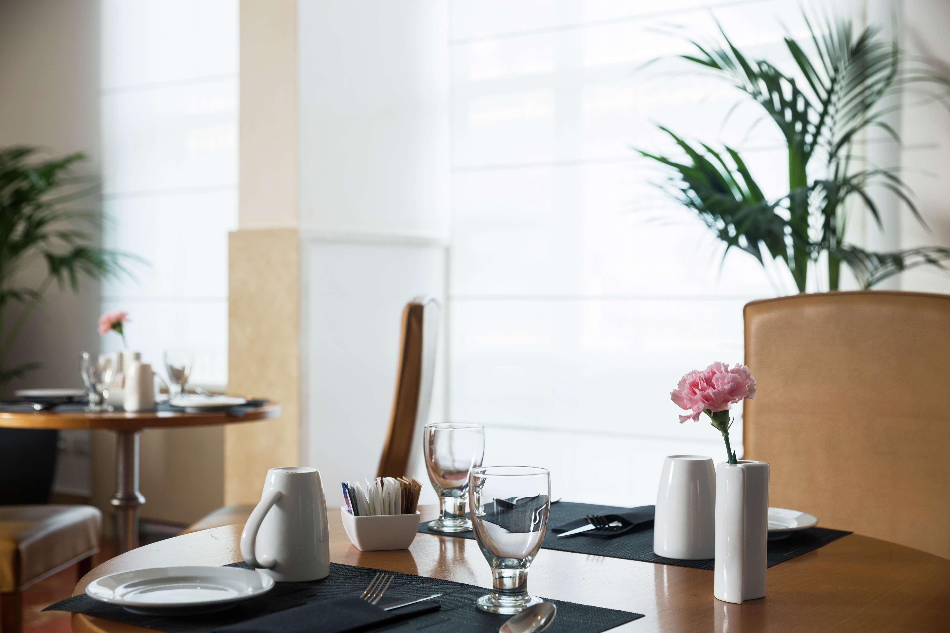 Hilton Rome Airport Hotel 4*