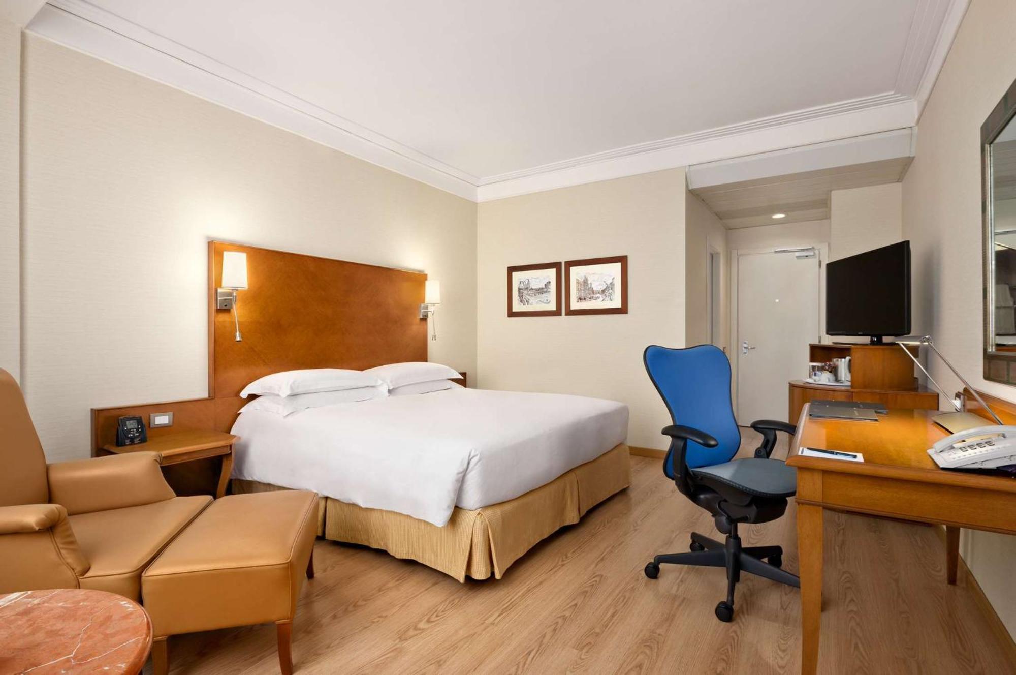 Hilton Rome Airport Hotel 4*